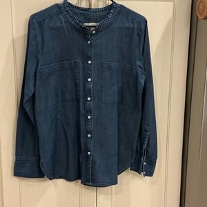 Women’s Loft lightweight denim button front blouse, size medium.